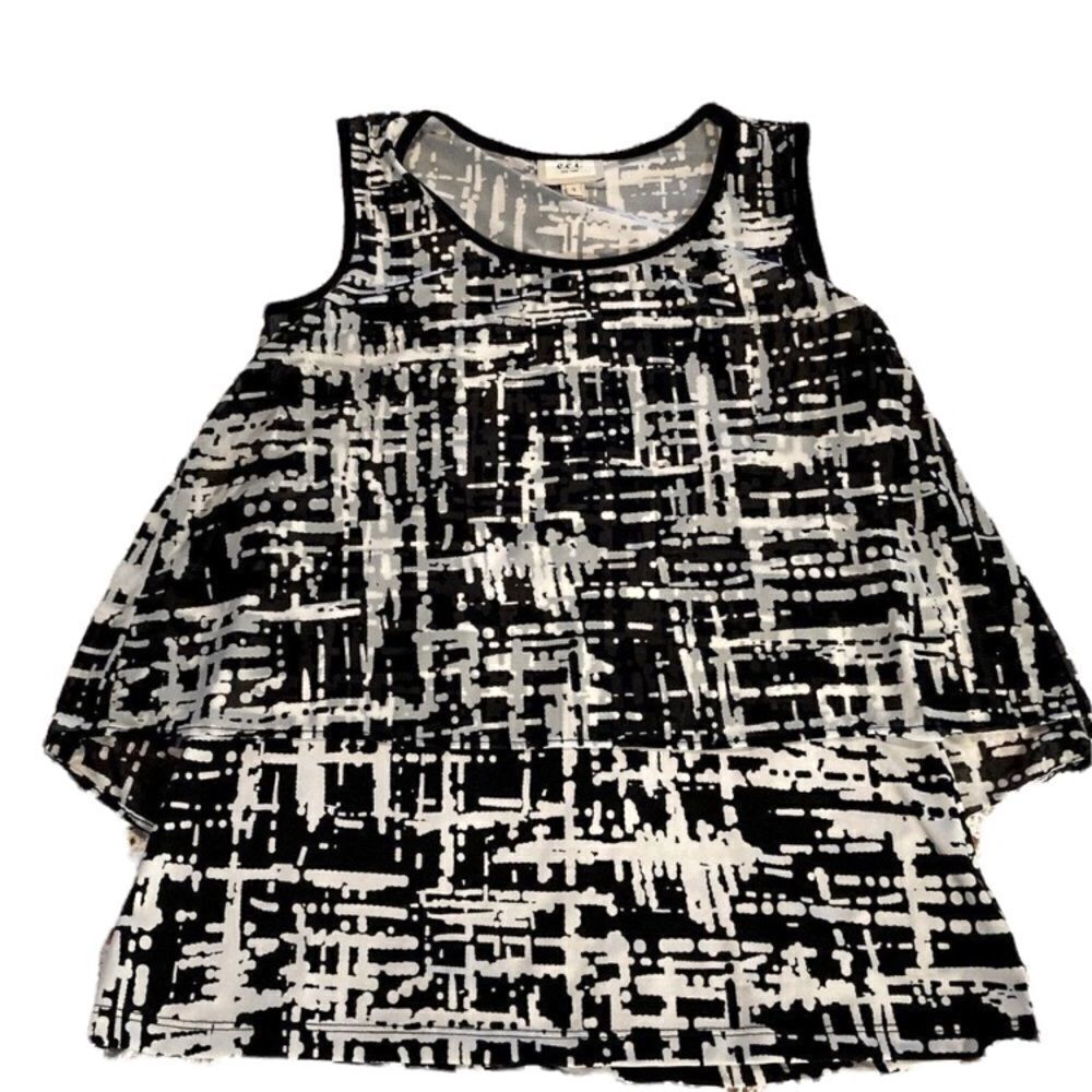 ECI Black White Abstract Blouse Small